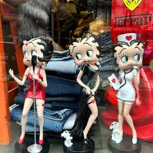 Meet your Posher, Silvia